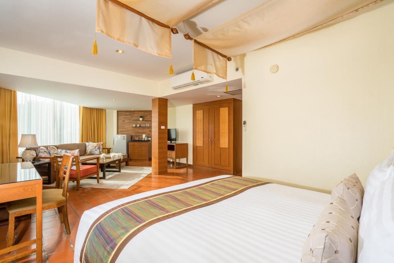 Cosy Beach Hotel - Sha Extra Plus Pattaya Exterior foto